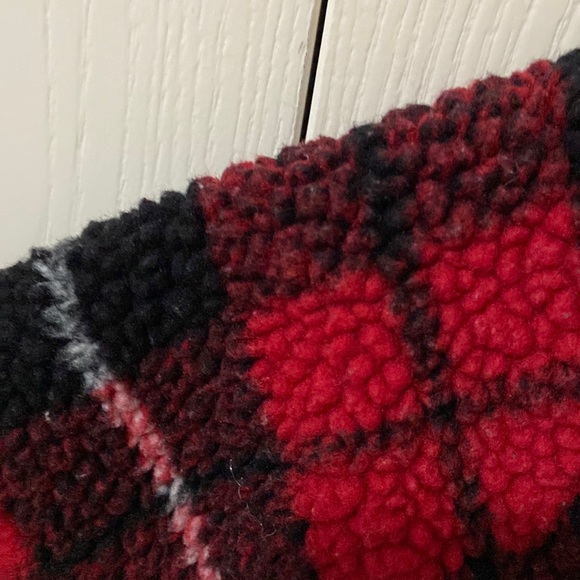 GAP Red, Black & White Plaid Sherpa Jacket - Picture 9 of 9